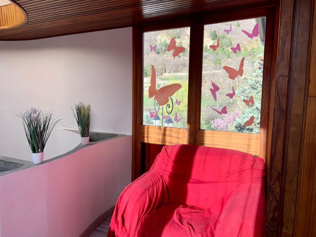 Hotel Le Pidanoux Saint-Julien-du-Verdon Zewnętrze zdjęcie